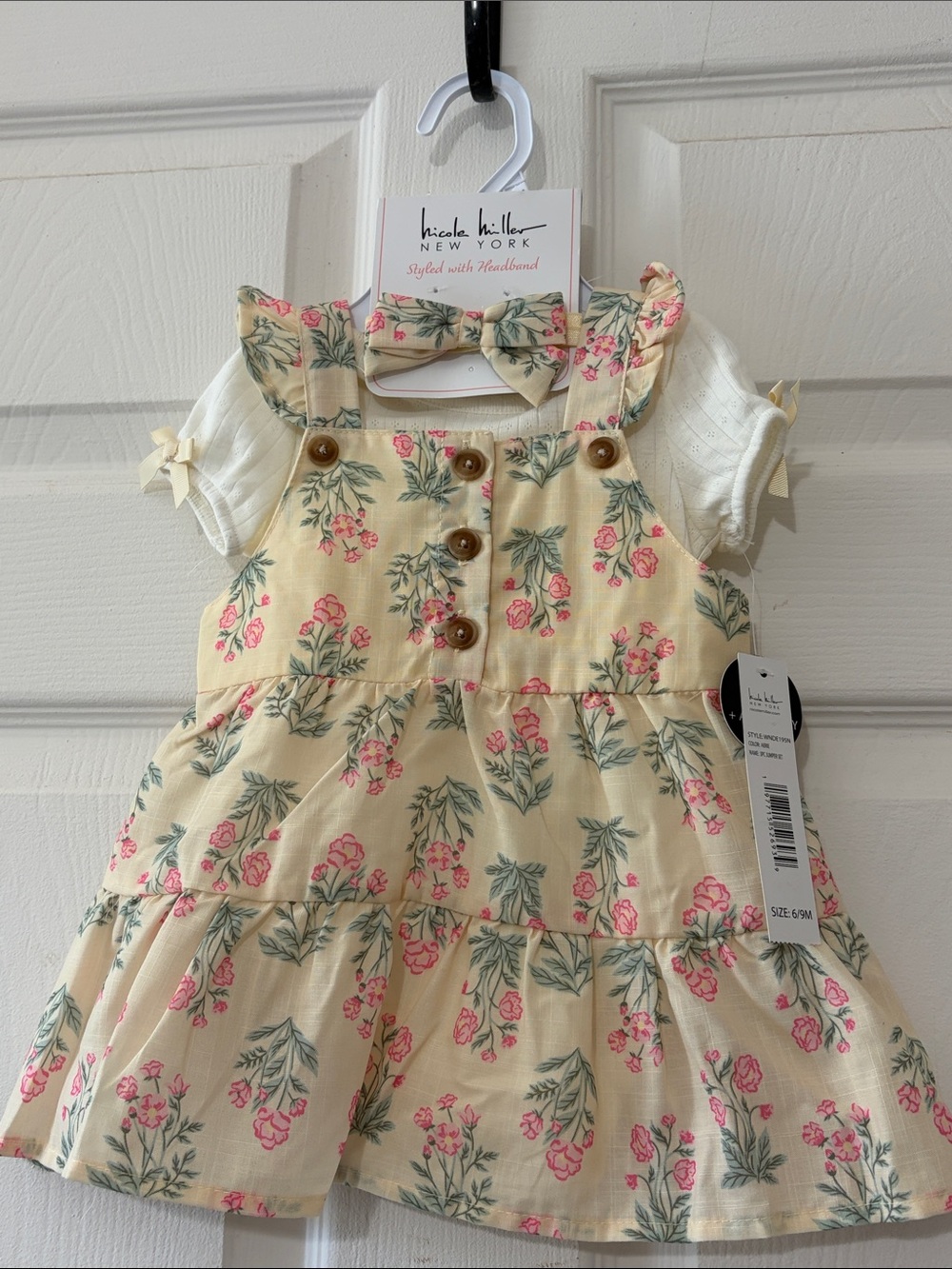 Nicole Miller Cream Floral Tiered Dress Set with Pink & Green Print